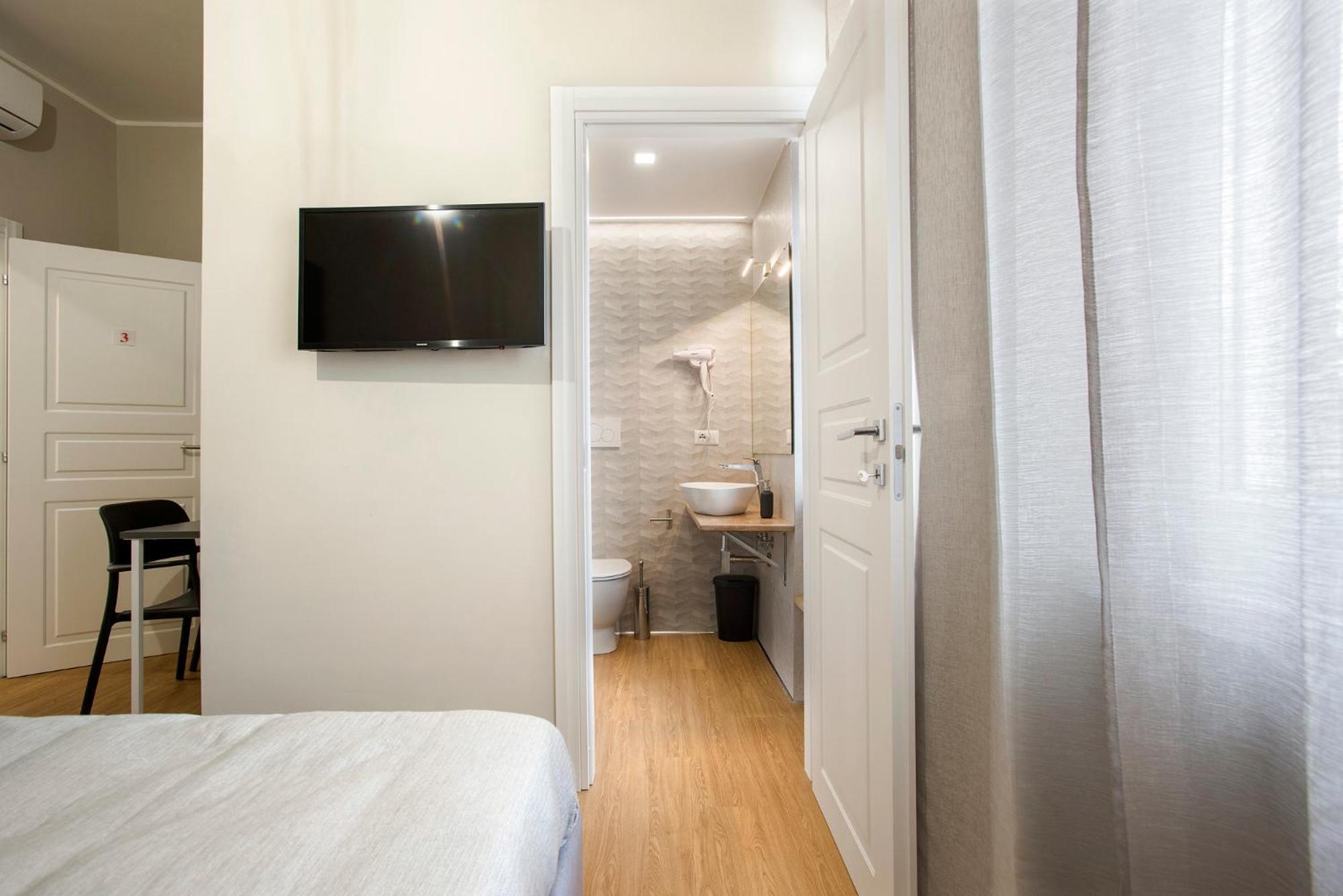 Raven Color Hotell Rom Exteriör bild